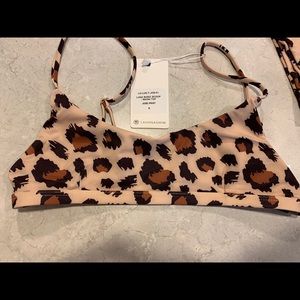 Lahana Swim Josie bathing suit top size small